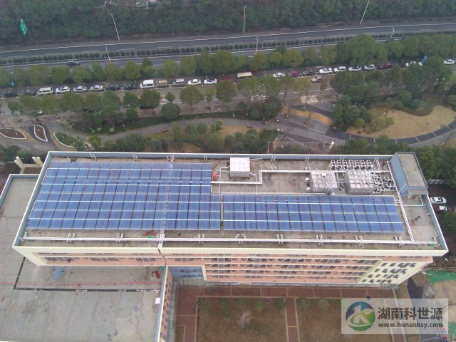 長(zhǎng)沙縣天達(dá)中學(xué)4#食堂及學(xué)生宿舍屋頂太陽(yáng)能熱水系統(tǒng)工程