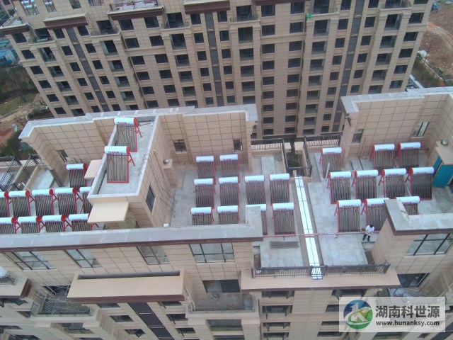 恒泰·湘壹府1.1期太陽(yáng)能熱水工程