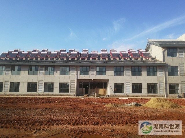 中鐵黔張常鐵路項(xiàng)目沿線工務(wù)工區(qū)及生產(chǎn)生活綜合樓太陽(yáng)能熱水器采購(gòu)安裝工程