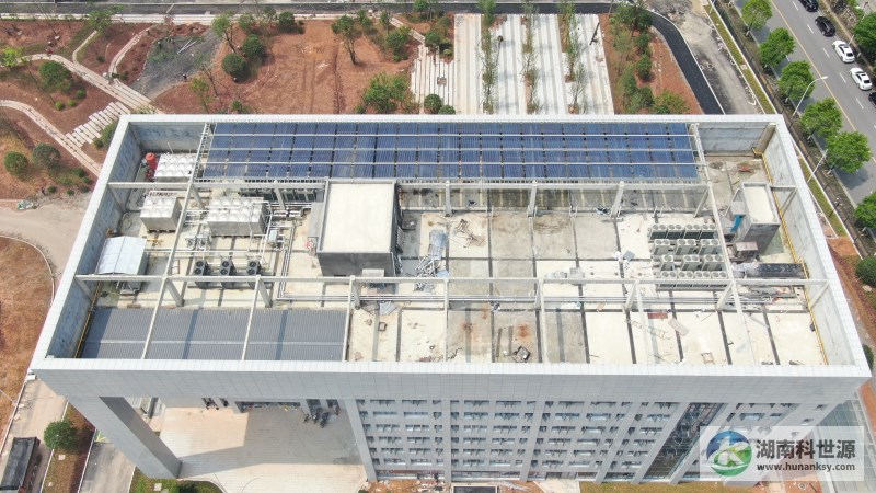 湖南益豐醫(yī)藥產(chǎn)業(yè)基地太陽(yáng)能熱水系統(tǒng)工程