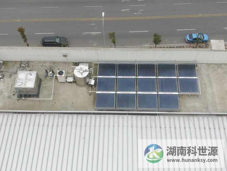 中建璟和城小學(xué)太陽(yáng)能熱水系統(tǒng)