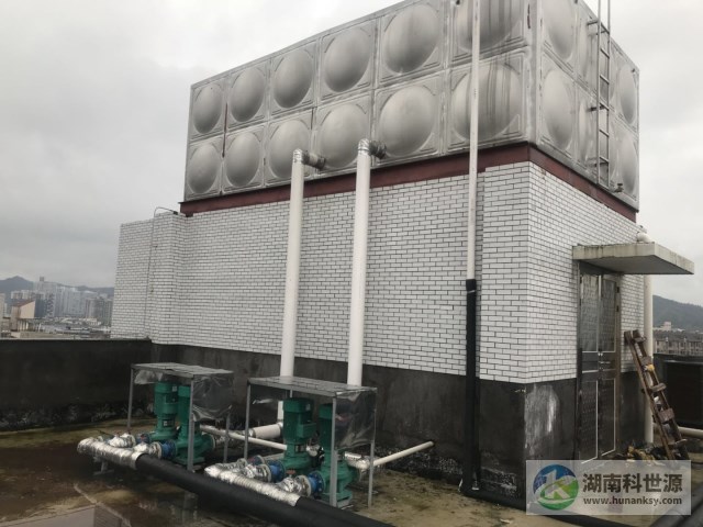 學(xué)校空氣能熱水系統(tǒng)