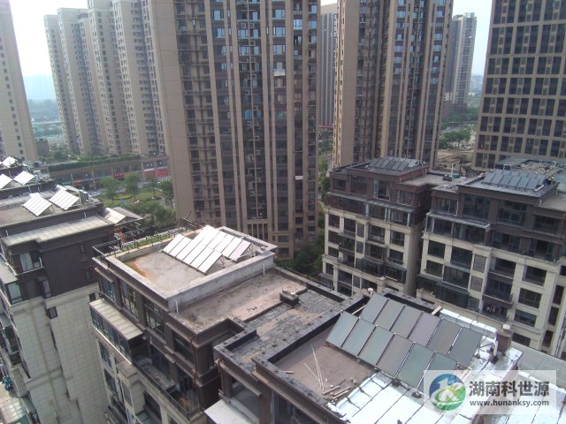 平板太陽(yáng)能熱水系統(tǒng)